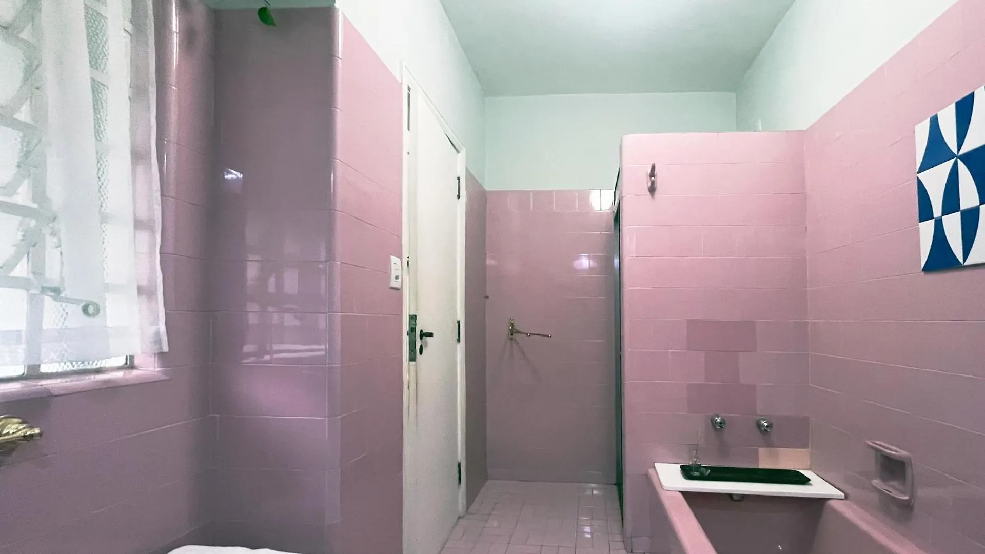 Suite Exclusiva Charmosa Com Varanda Verde - 100M Da Paulista São Paulo Quarto em Acomodações Particulares